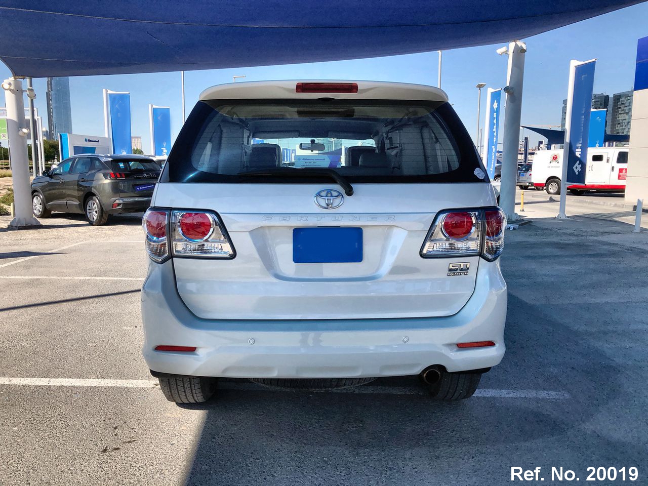  Toyota / Fortuner Stock No. 20019